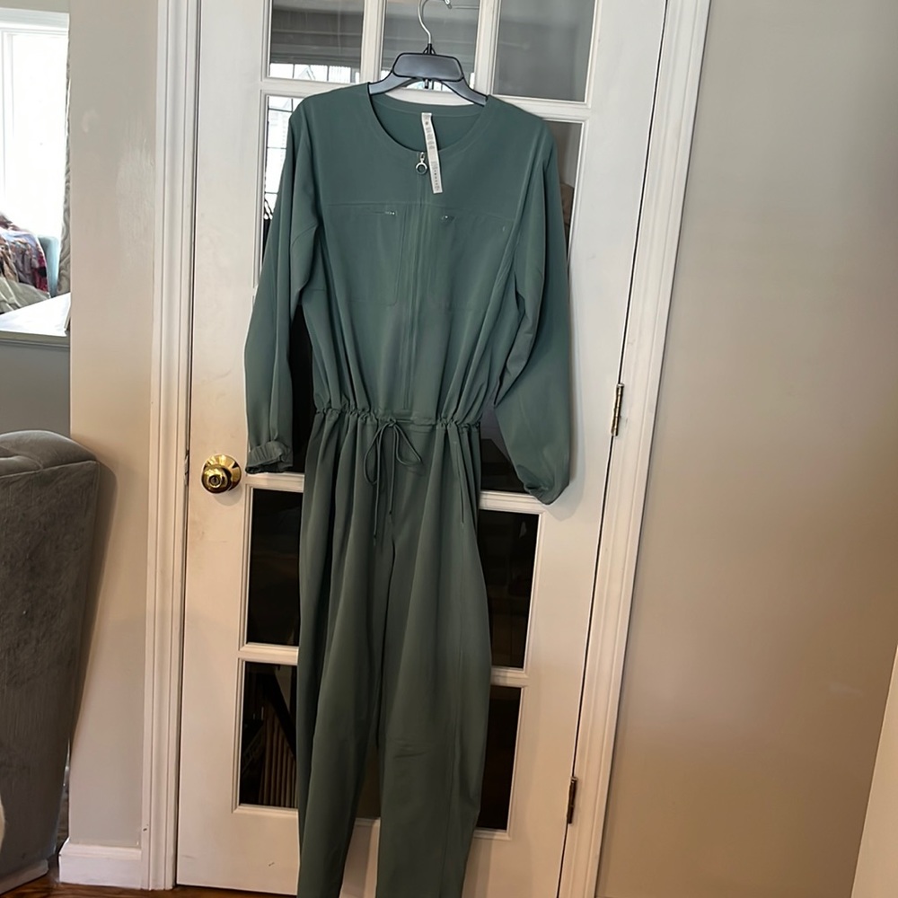 🍋 LULU LEMON jumpsuit 🍋
